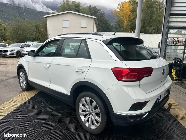 Volkswagen T-Roc 2018 photo 4