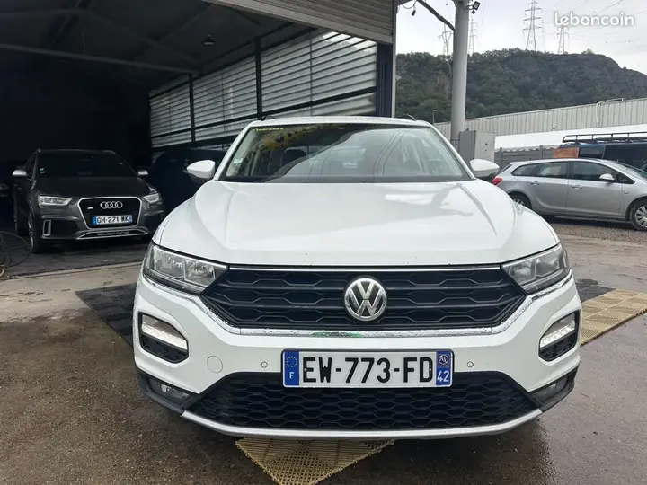 Volkswagen T-Roc 2018 photo 3