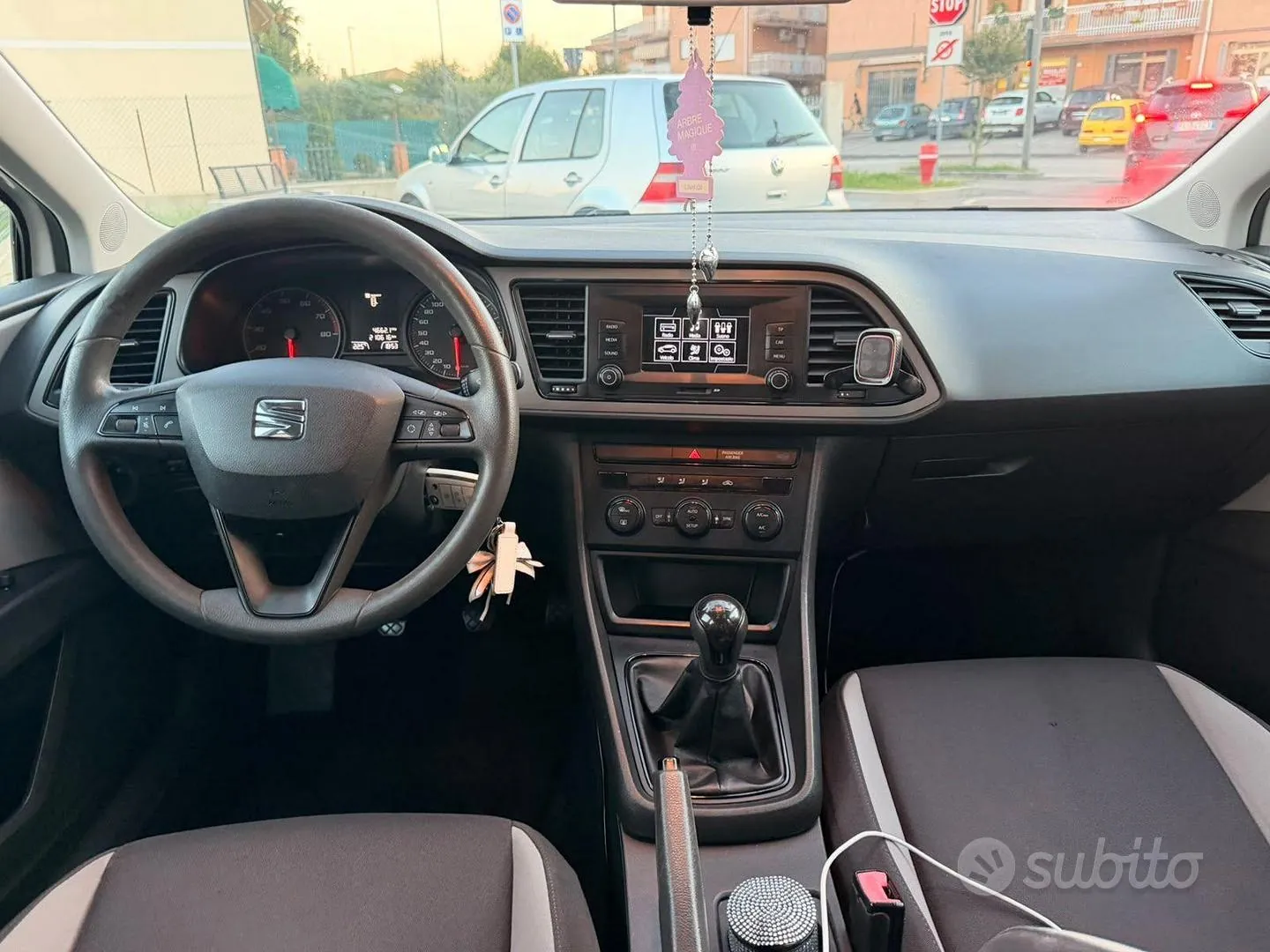 Seat Leon 2015 photo 4