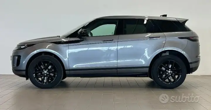 Land Rover Evoque 2025 photo 4