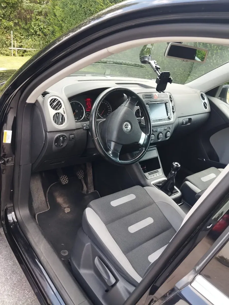 Volkswagen Tiguan 2009 photo 3