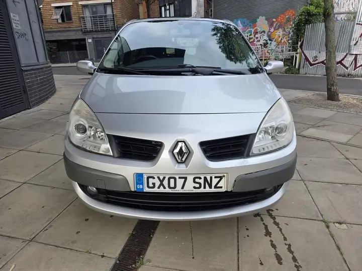 Renault Scenic 2007 photo 2