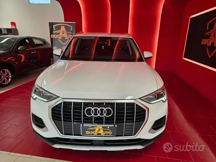 Audi Q3 2019 photo 2