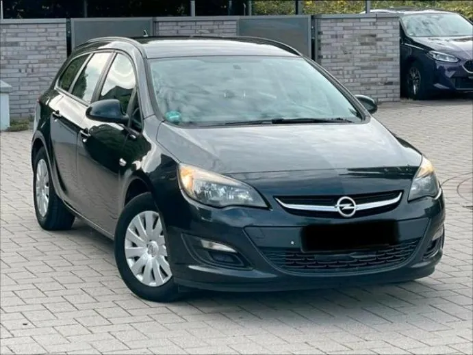 Opel Astra J