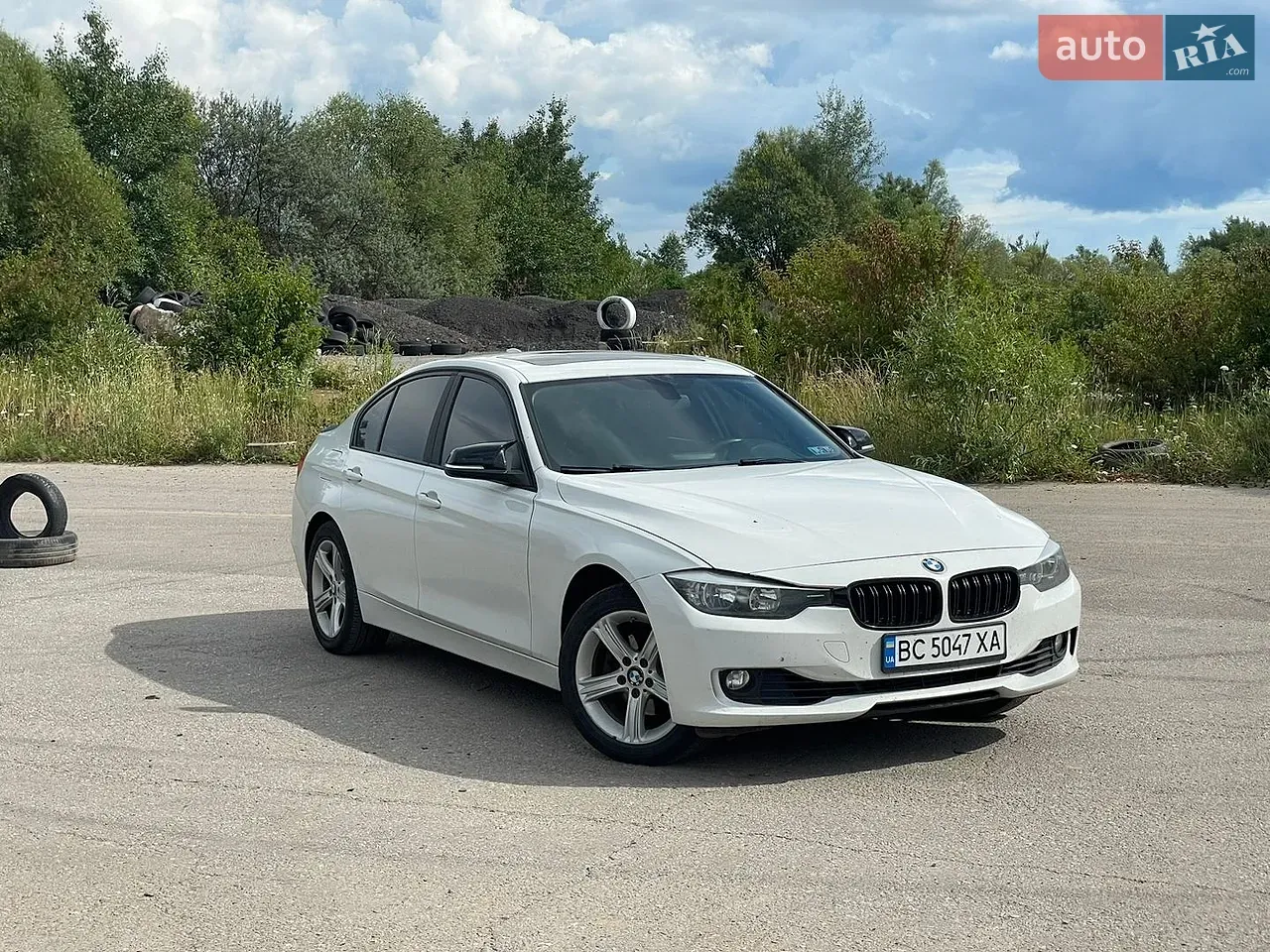 BMW 3 Series 2014 photo 2
