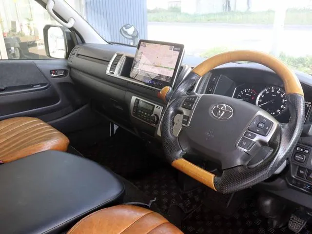 Toyota Hiace Wagon 2020 photo 5