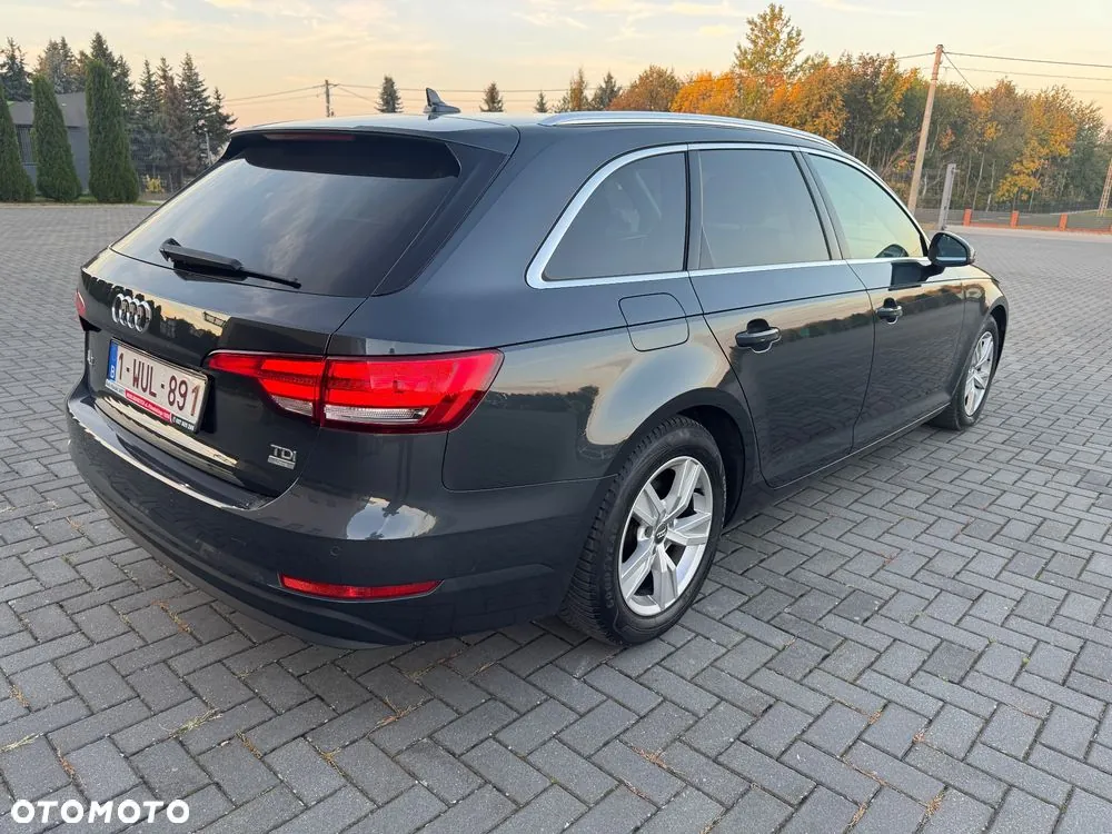 Audi A4 Avant 2017 photo 5