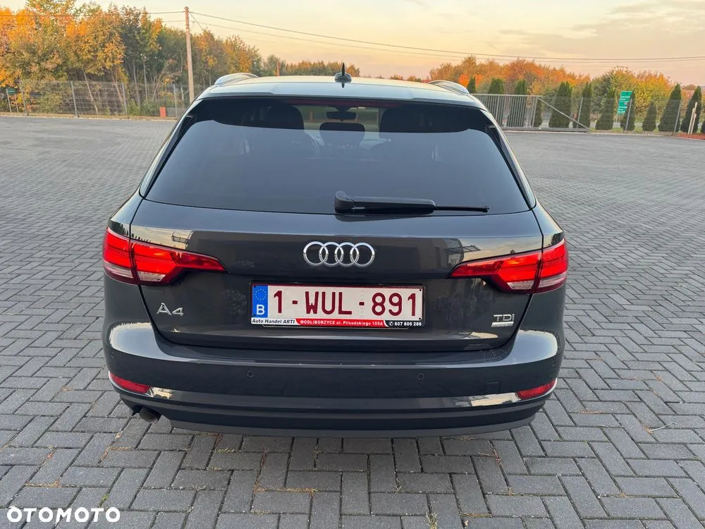 Audi A4 Avant 2017 photo 4