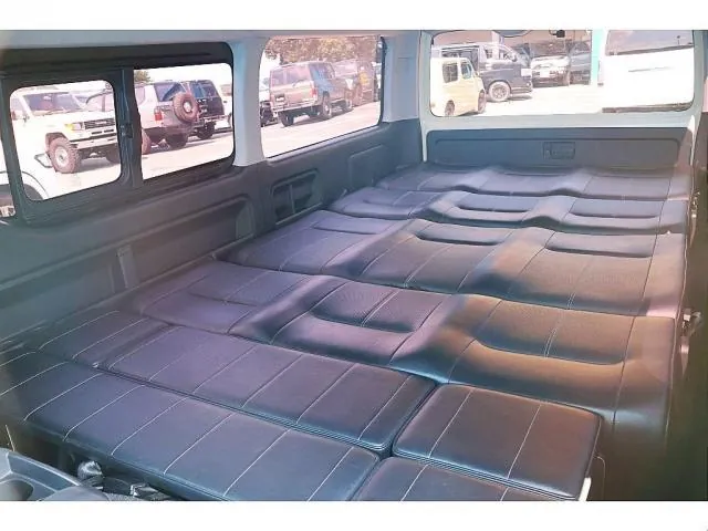 Toyota Hiace Wagon 2018 photo 5