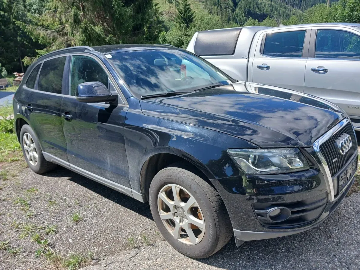 Audi Q5 2010 photo 2