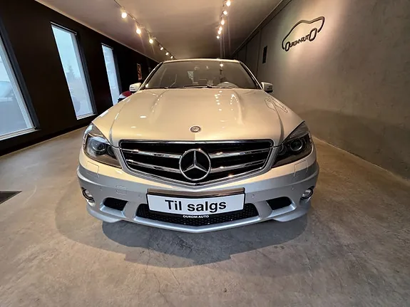 Mercedes-Benz C63 2009 photo 4