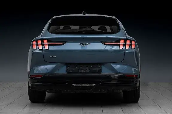 Ford Mustang Mach-E 2023 photo 4