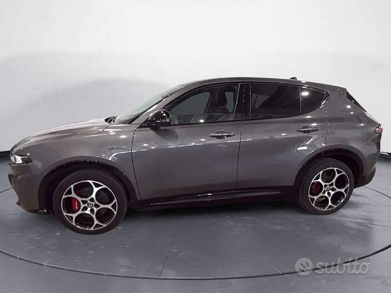 Alfa Romeo Tonale 2024 photo 2