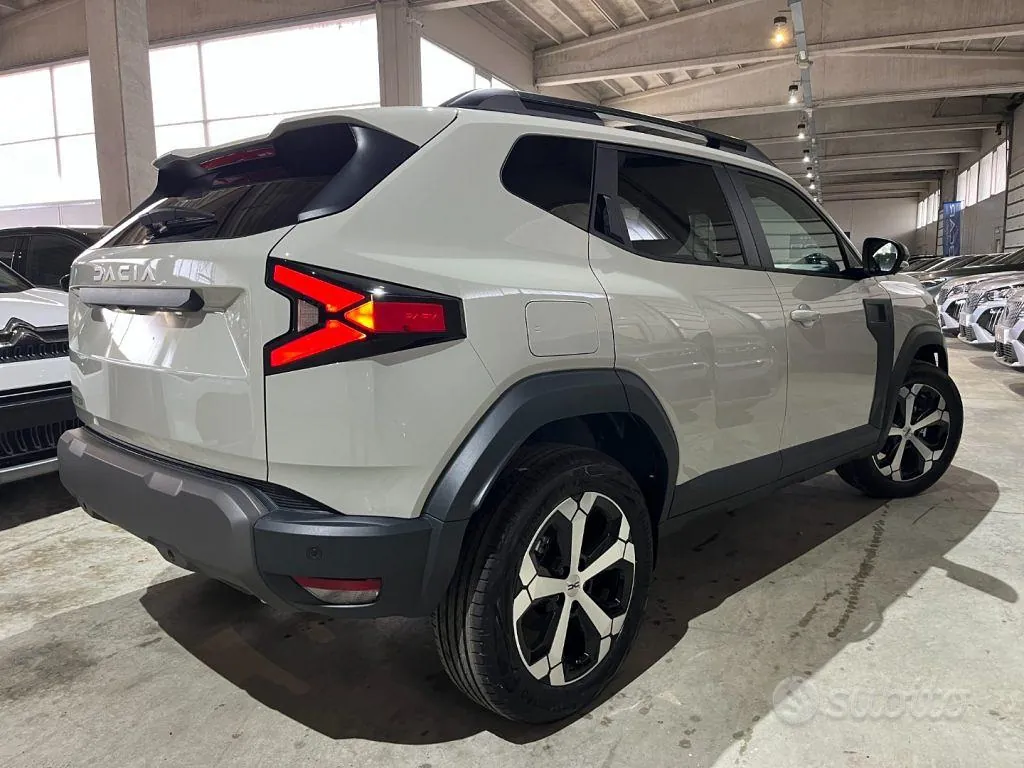 Dacia Duster 2025 photo 3