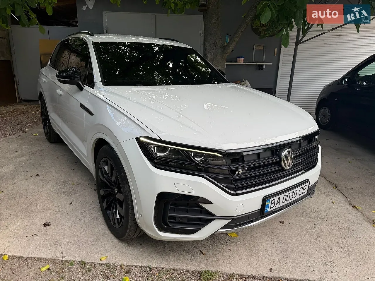 Volkswagen Touareg 2019 photo 2