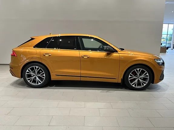 Audi Q8 2023 photo 4