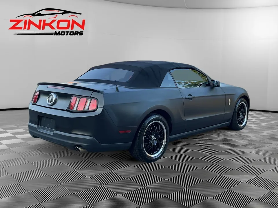 Ford Mustang 2010 photo 5