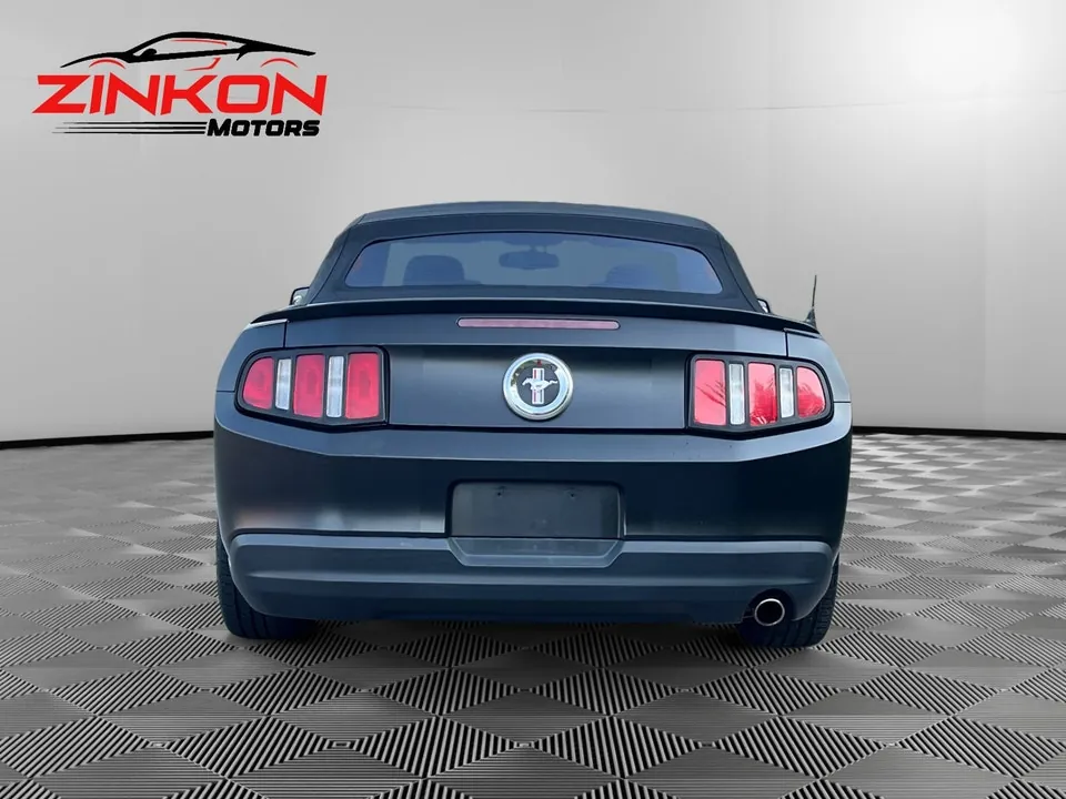 Ford Mustang 2010 photo 4