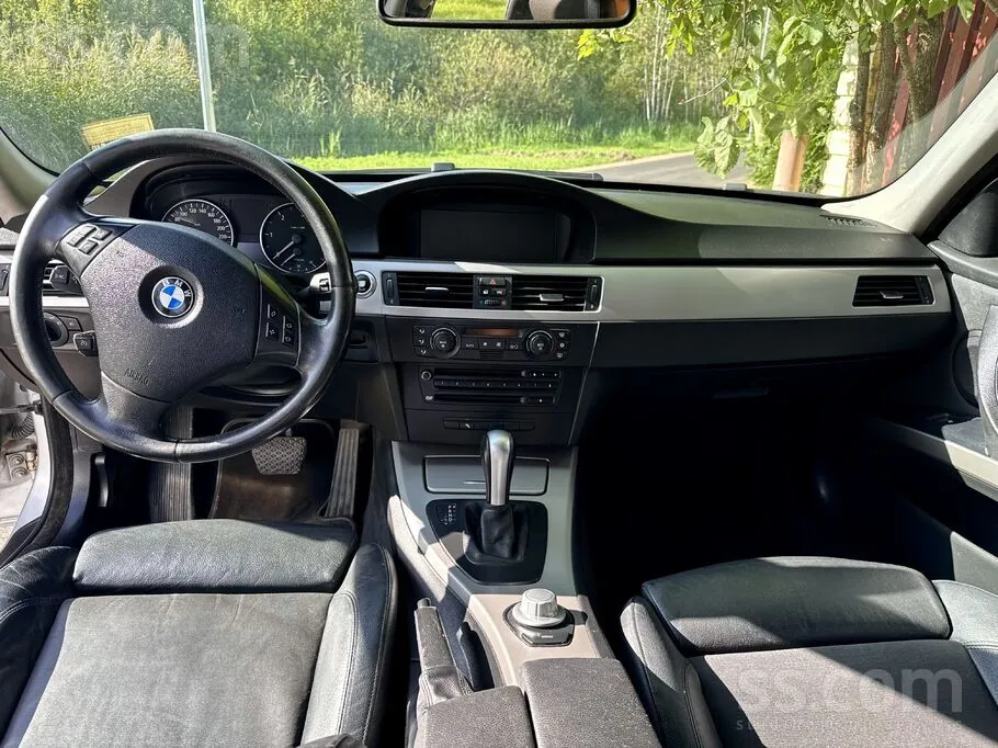 BMW 320 2006 photo 4