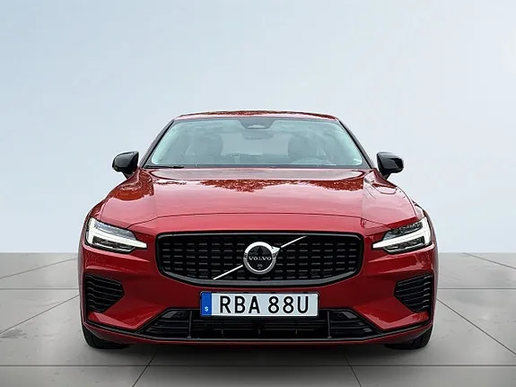 Volvo S60 2024 photo 2