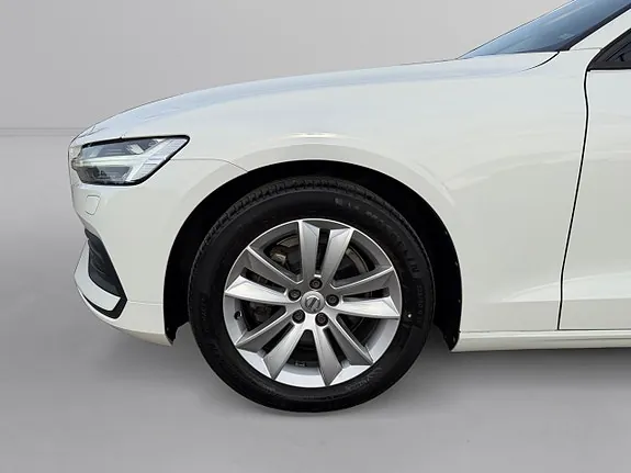 Volvo V60 2020 photo 3