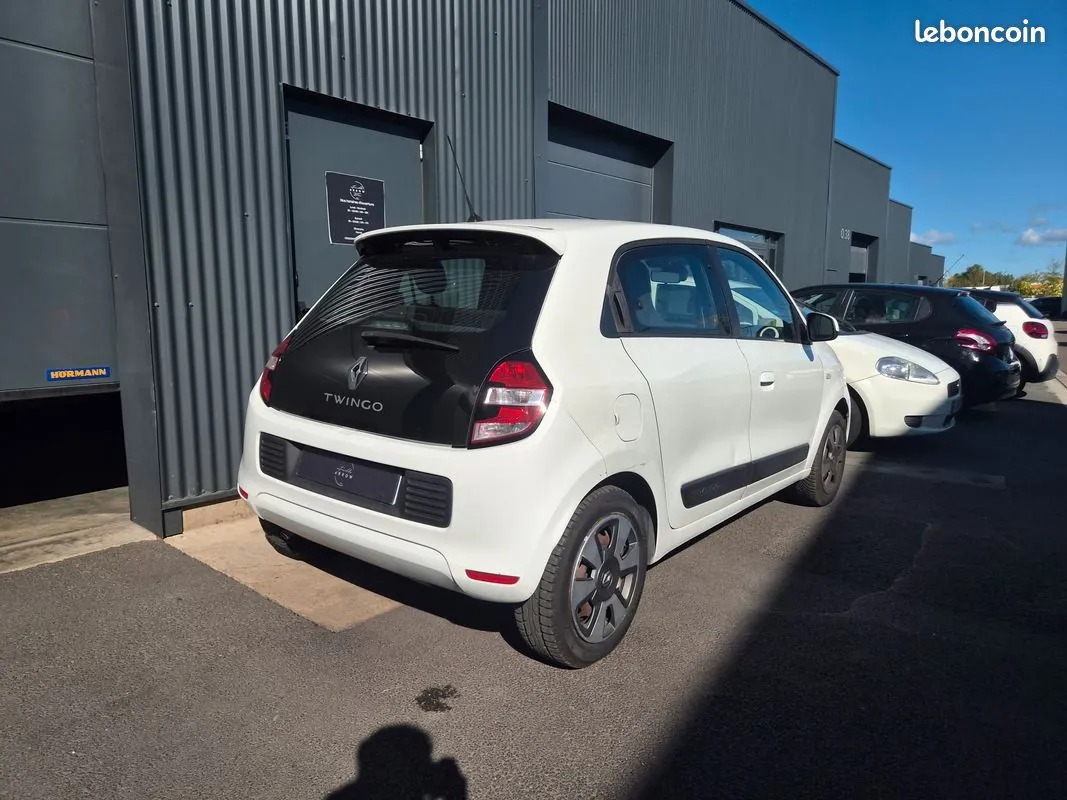 Renault Twingo 2015 photo 3