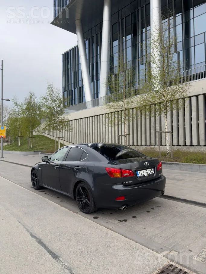 Lexus Is250