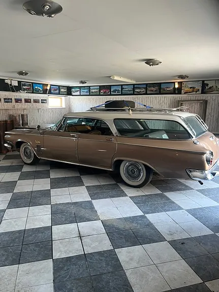 Chrysler New Yorker