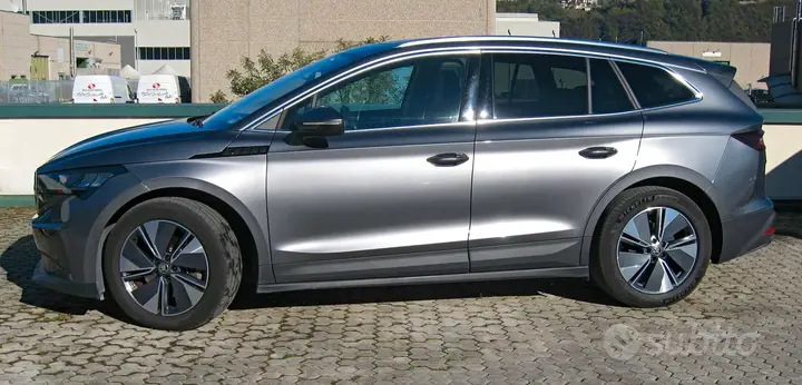 Skoda Enyaq 2023 photo 4