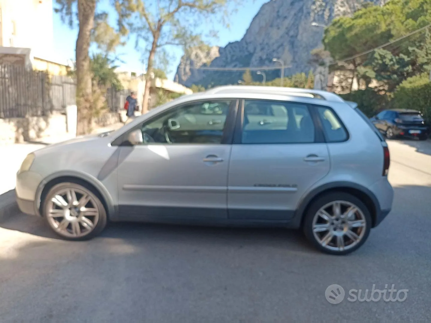 Volkswagen Cross Polo 2007 photo 2