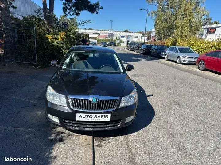 Skoda Octavia 2012 photo 2