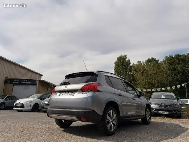 Peugeot 2008 2016 photo 5