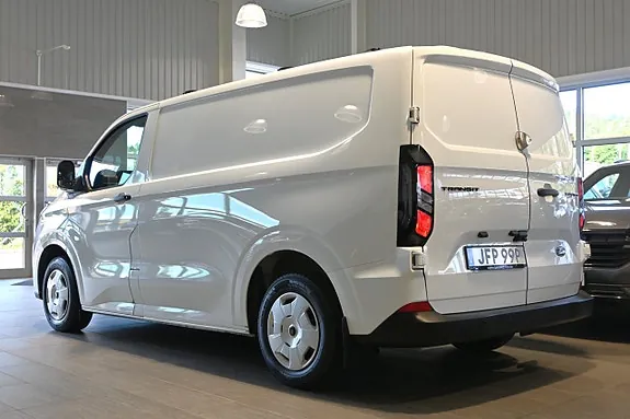 Ford Transit Custom 2024 photo 3