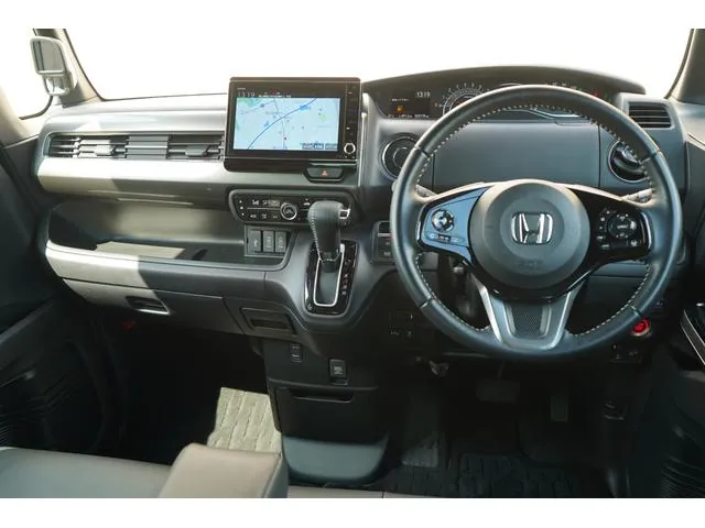 Honda N-Box Custom 2022 photo 3