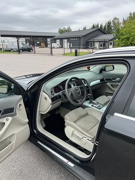 Audi A6 2011 photo 4