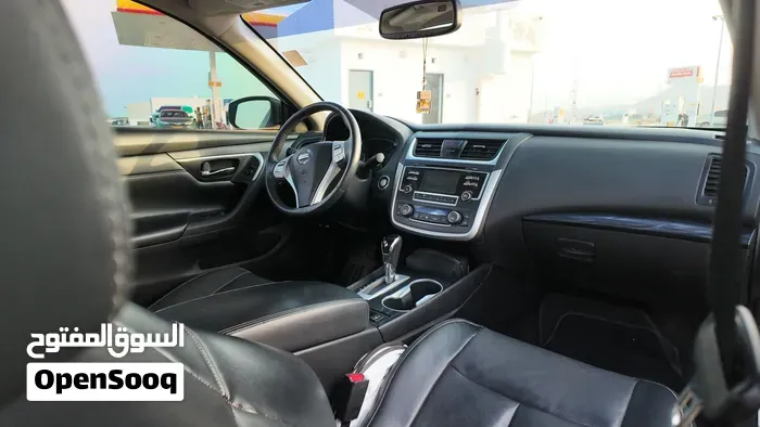 Nissan Altima 2017 photo 2