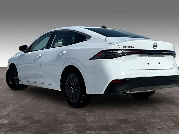 Nissan Sentra 2026 photo 3