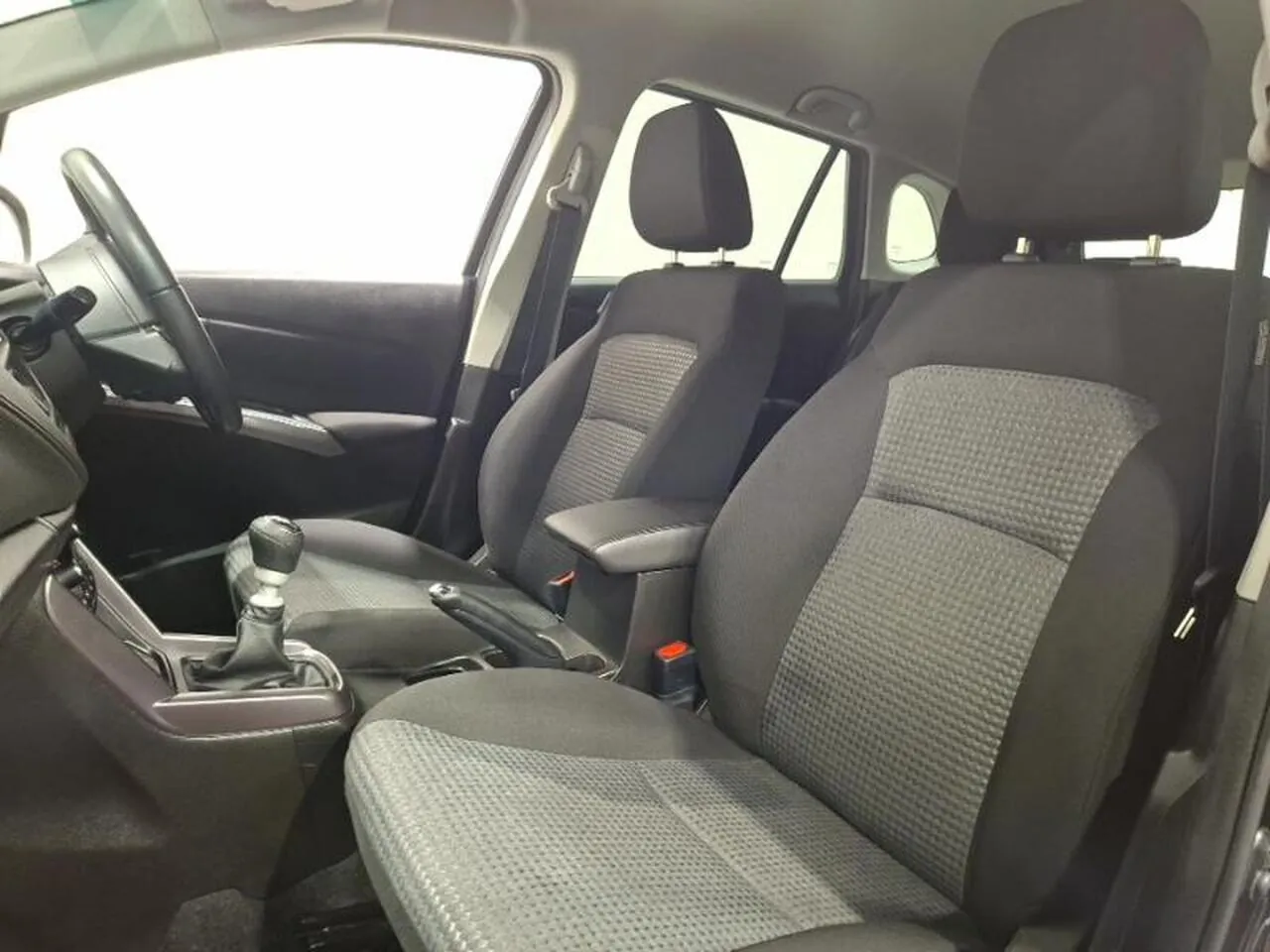 Suzuki S-Cross 2023 photo 5