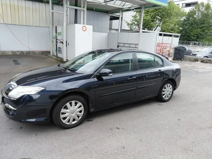 Renault Laguna 2008 photo 3