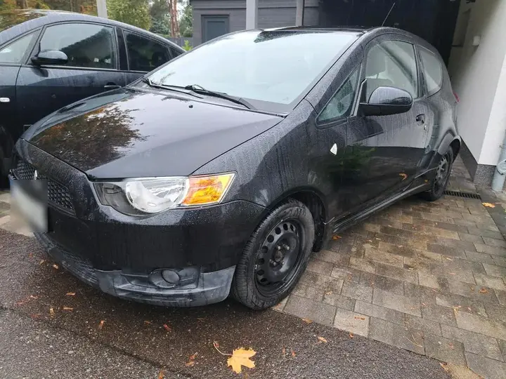 Mitsubishi Colt