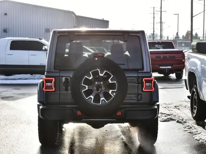 Jeep Wrangler 2026 photo 5
