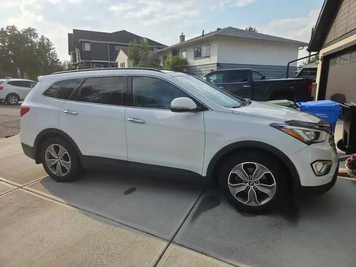 Hyundai Santa Fe 2013 photo 3