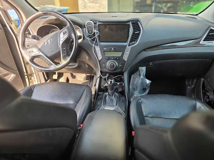 Hyundai Santa Fe 2013 photo 5