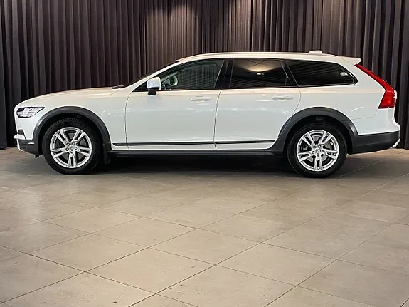 Volvo V90 Cross Country 2019 photo 3