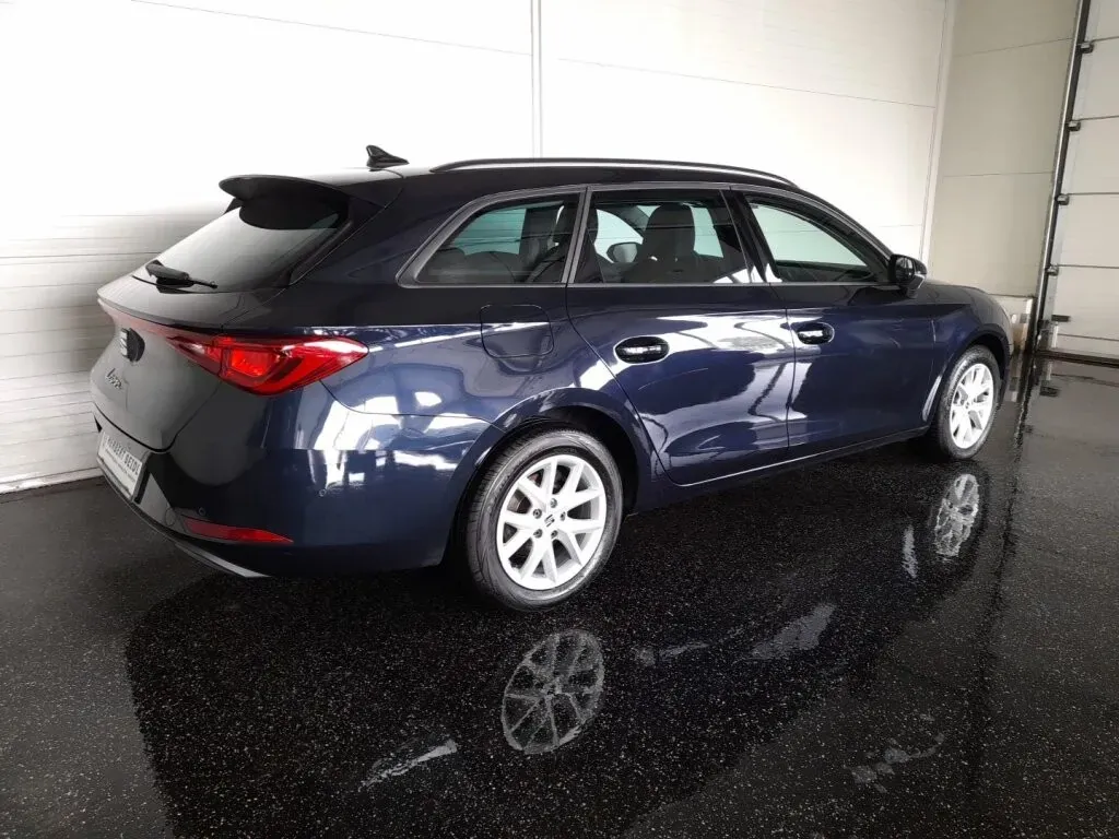 Seat Leon 2022 photo 2