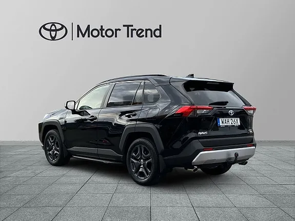 Toyota Rav4 2023 photo 3