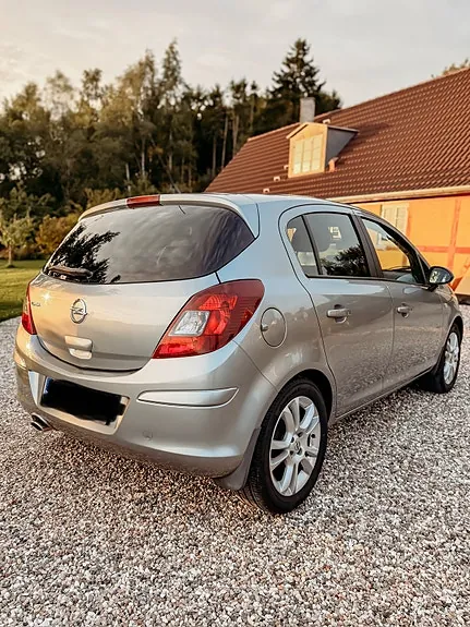 Opel Corsa 2012 photo 4