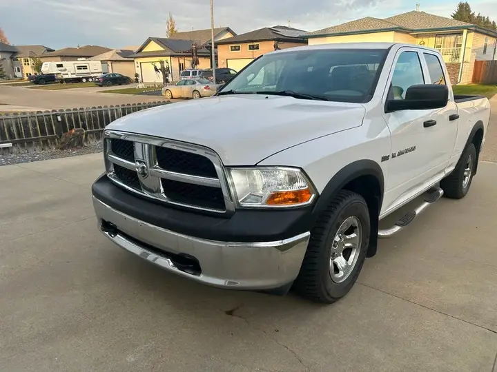 Ram 1500 Classic 2012 photo 3