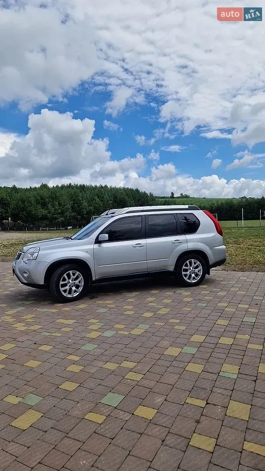 Nissan X-Trail 2012 photo 4