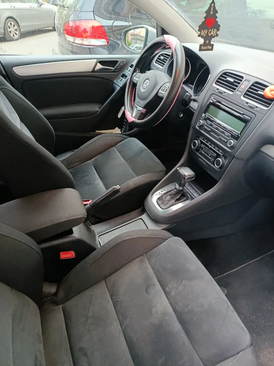 Volkswagen Golf 2009 photo 3